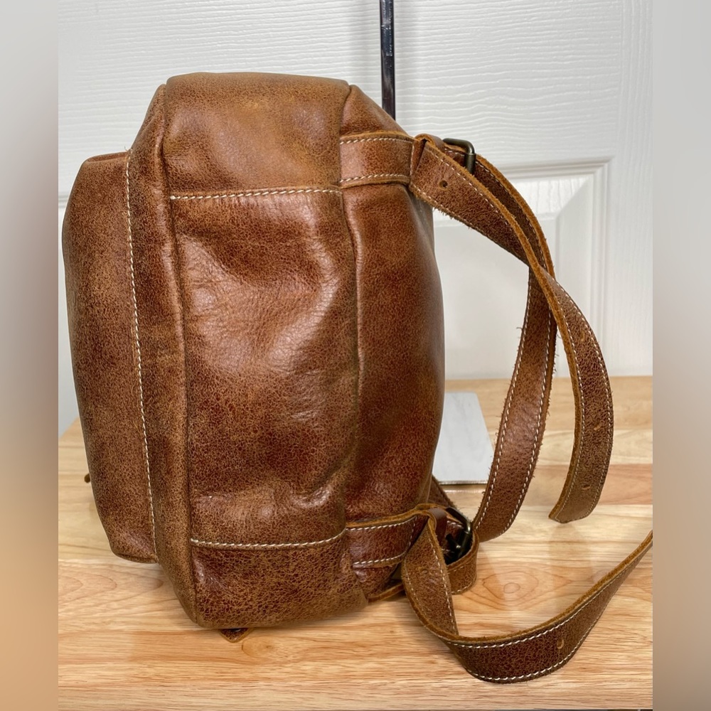 Genuine Leather Roots Backpack - Picture 5 of 11